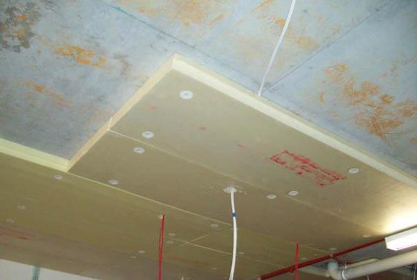 Правилна изолација на дрвен таван во приватна куќа