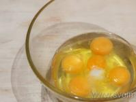 Как приготовить яйца в микроволновке Вкусная яичница в микроволновке