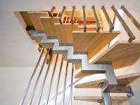 Parâmetros e classificação de longarinas para escadas